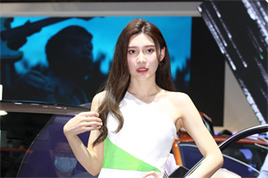 从边缘到主流：上海 __ 电影的成长